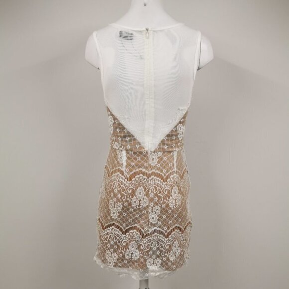 Love & Liberty Dress - Picture 3 of 4